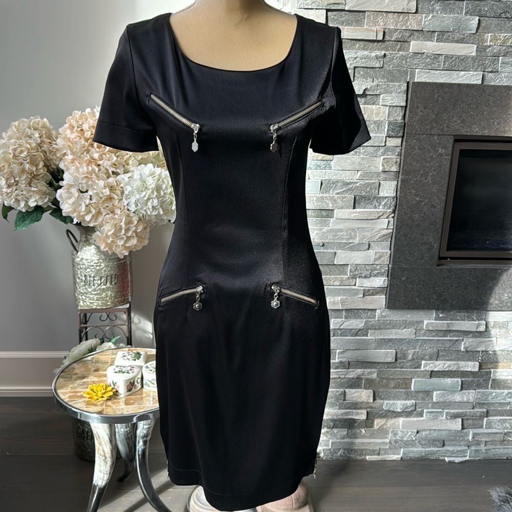 Vakkorama Slim Fit Black Dress. Size 4
